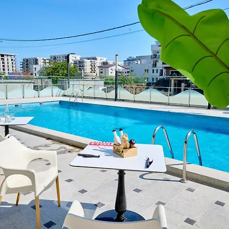 Roxys Retreat In Nord10 By Alezzi - Pool N Playground Апартаменты *