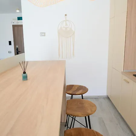 Roxys Retreat In Nord10 By Alezzi - Pool N Playground