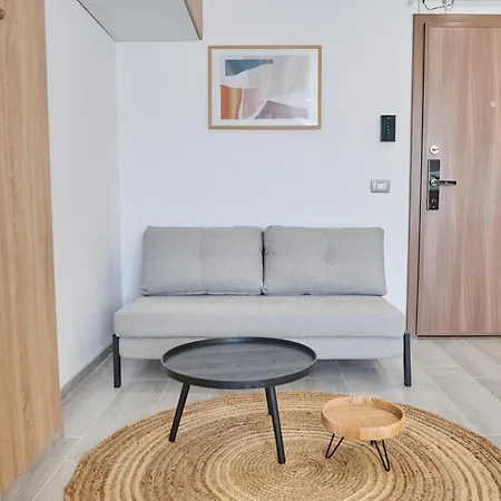 Roxys Retreat In Nord10 By Alezzi - Pool N Playground