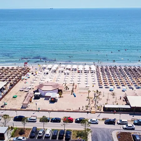 Roxys Retreat In Nord10 By Alezzi - Pool N Playground Lejlighed Mamaia